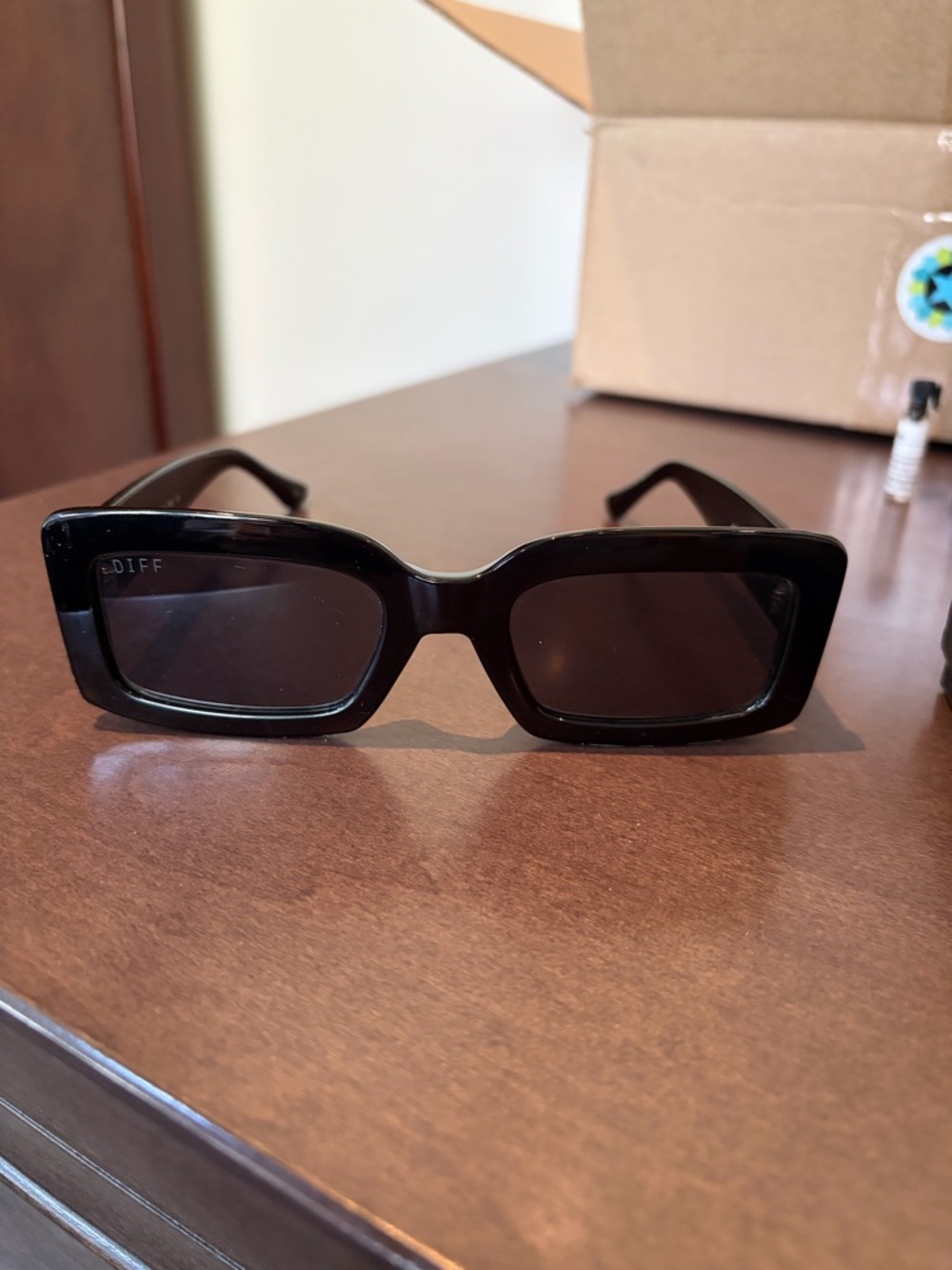Diff Eyewear x Sephora exclusive collab Indy sunglasses black. BNIB
